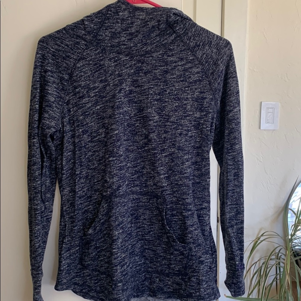 Marmot light weight outdoor hoodie